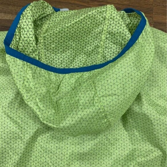 columbia omni wick evap wicking accelerated shell. Size XS. Neon green/yellow. - Picture 9 of 9